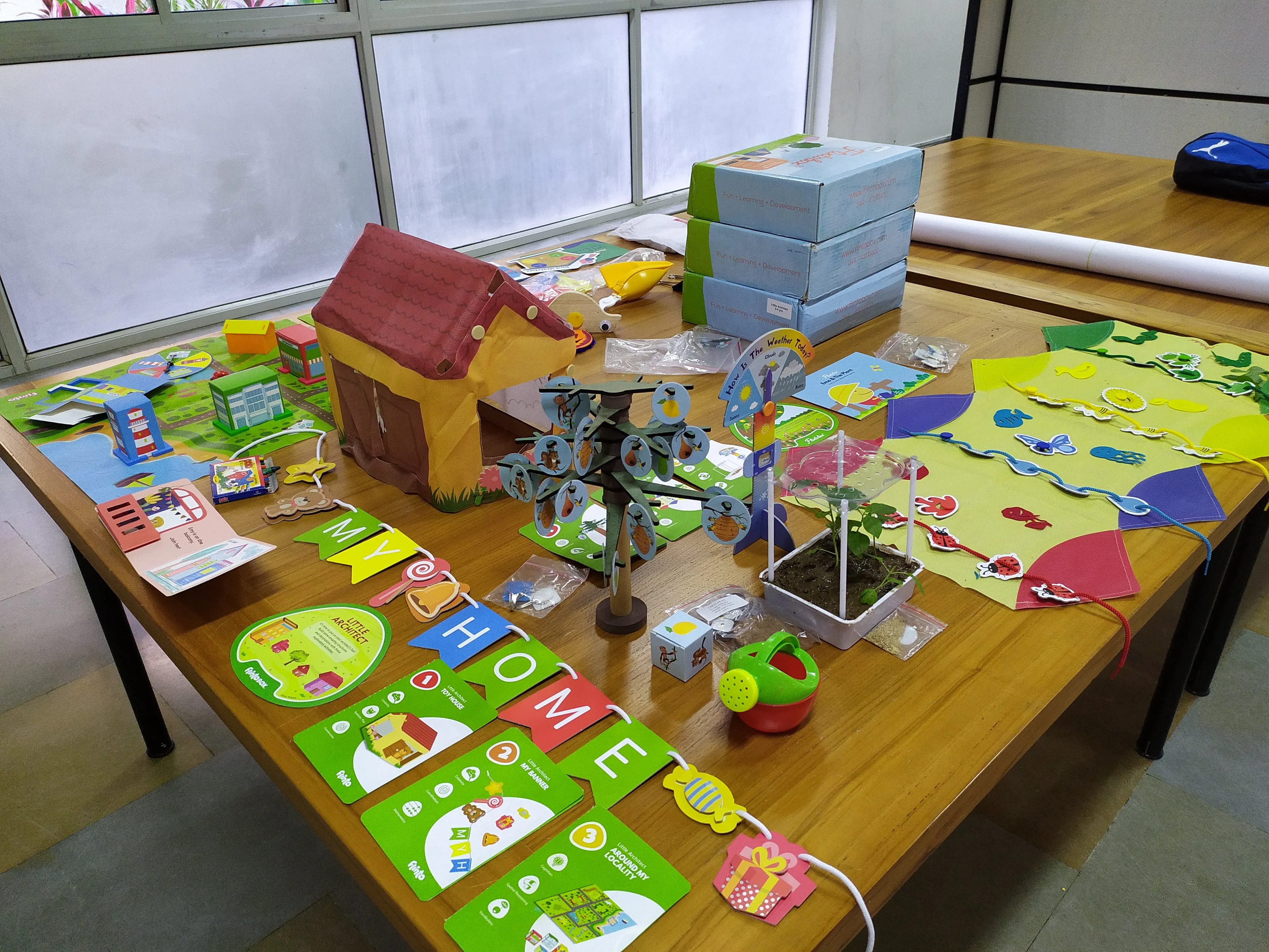 Flintobox — Presentation and jury